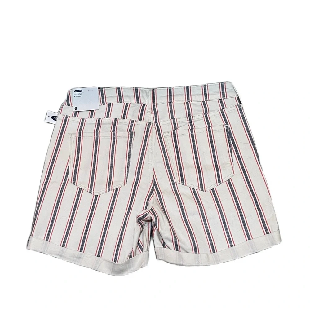 Mid Rise Shorts - Picture 3 of 3